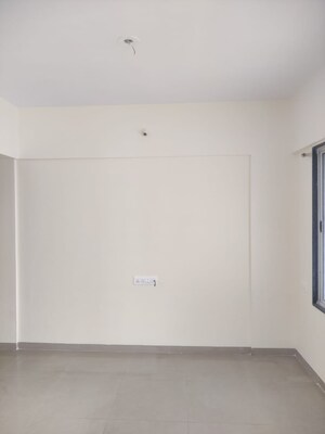 Room in 2 BHK Apartment at Yugal Kaushalya, Hadapsar – for Rent