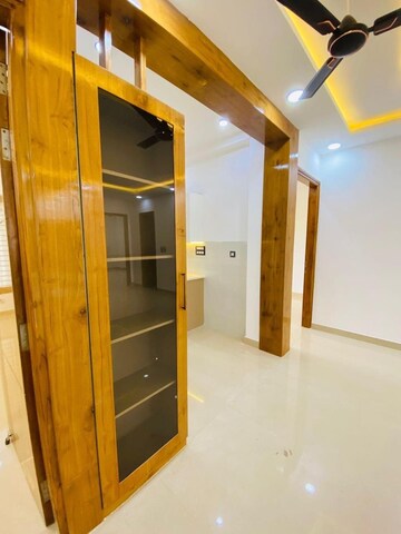 Building Lobby in 3 BHK Builder Floor at Puri Kohinoor, Sector 89 – for Rent