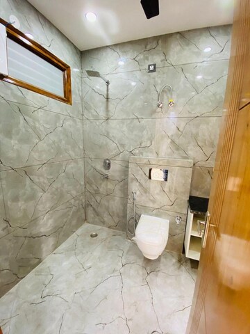 Bathroom in 3 BHK Builder Floor at Puri Kohinoor, Sector 89 – for Rent