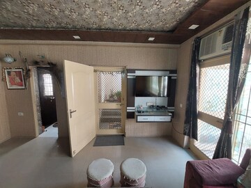 Living Room in 3 BHK Apartment at Spr Imperial Estate, Sector 82 – for Rent