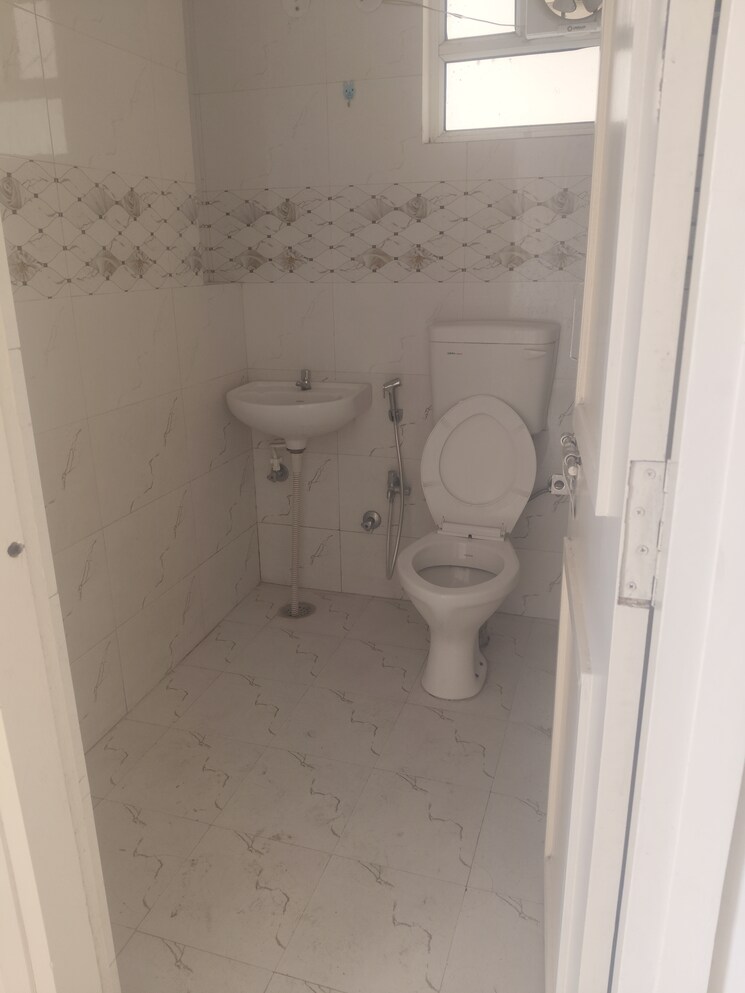 Bathroom, manglam-aadhar 2 Bedroom 450 Sq.Ft. Apartment In Gandhi Path Jaipur 9315804