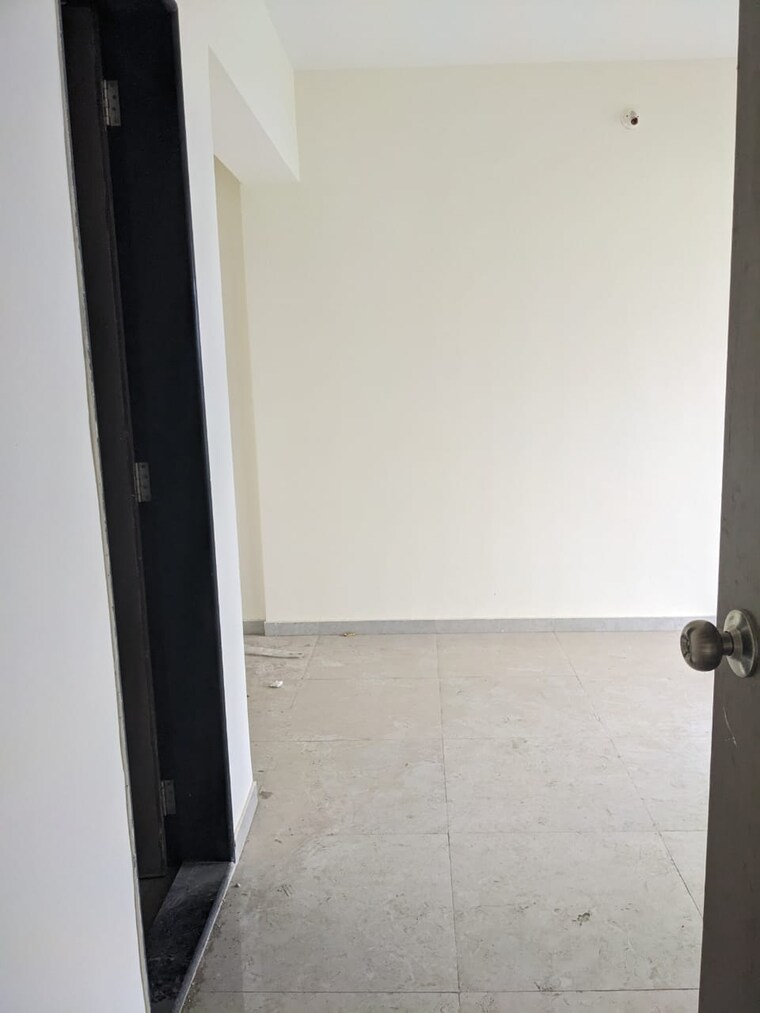 Room, mahavir-kalpavruksha 1 Bedroom 480 Sq.Ft. Apartment In Ghodbunder Road Thane 9315848