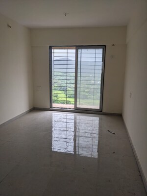 1 BHK Apartment For Sale in Mahavir Kalpavruksha, Ghodbunder Road