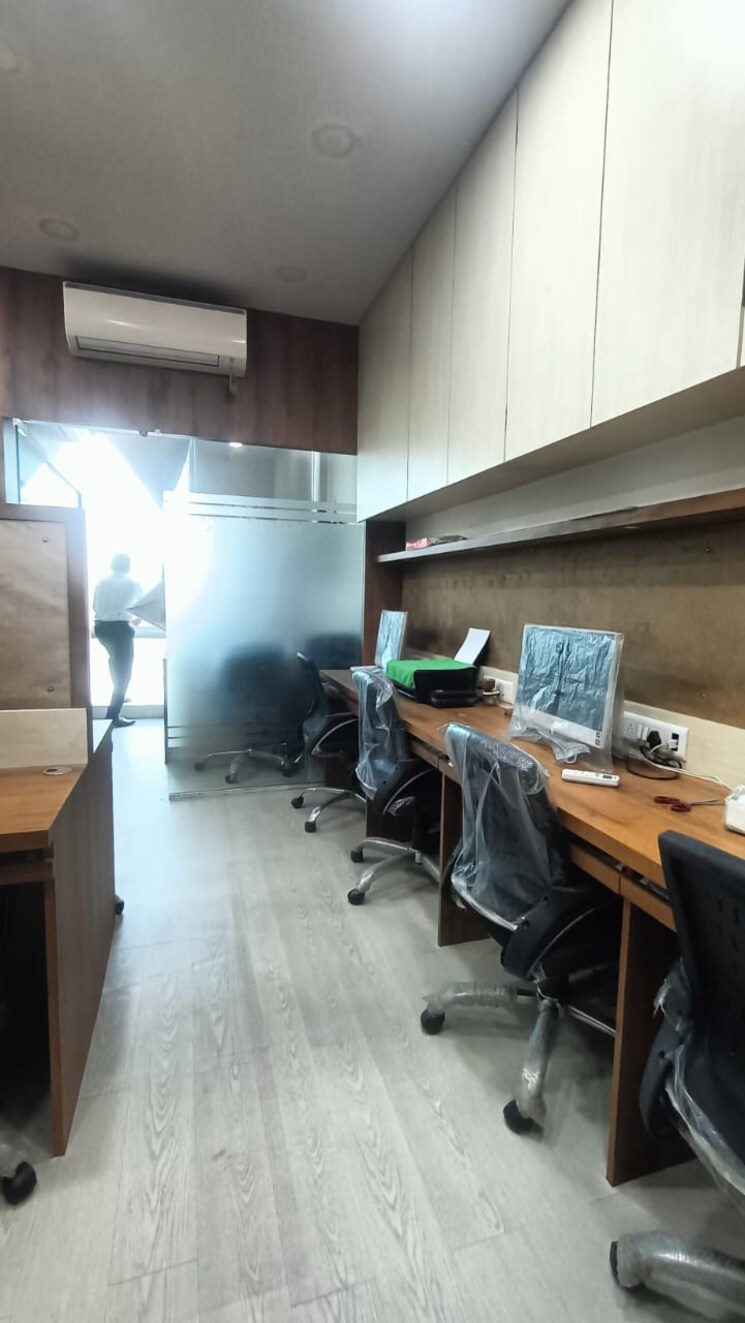 Team Area, bhairaav-the-corporate-park Commercial Office Space 1730 Sq.Ft. In Vashi Sector 18 Navi Mumbai 9315817
