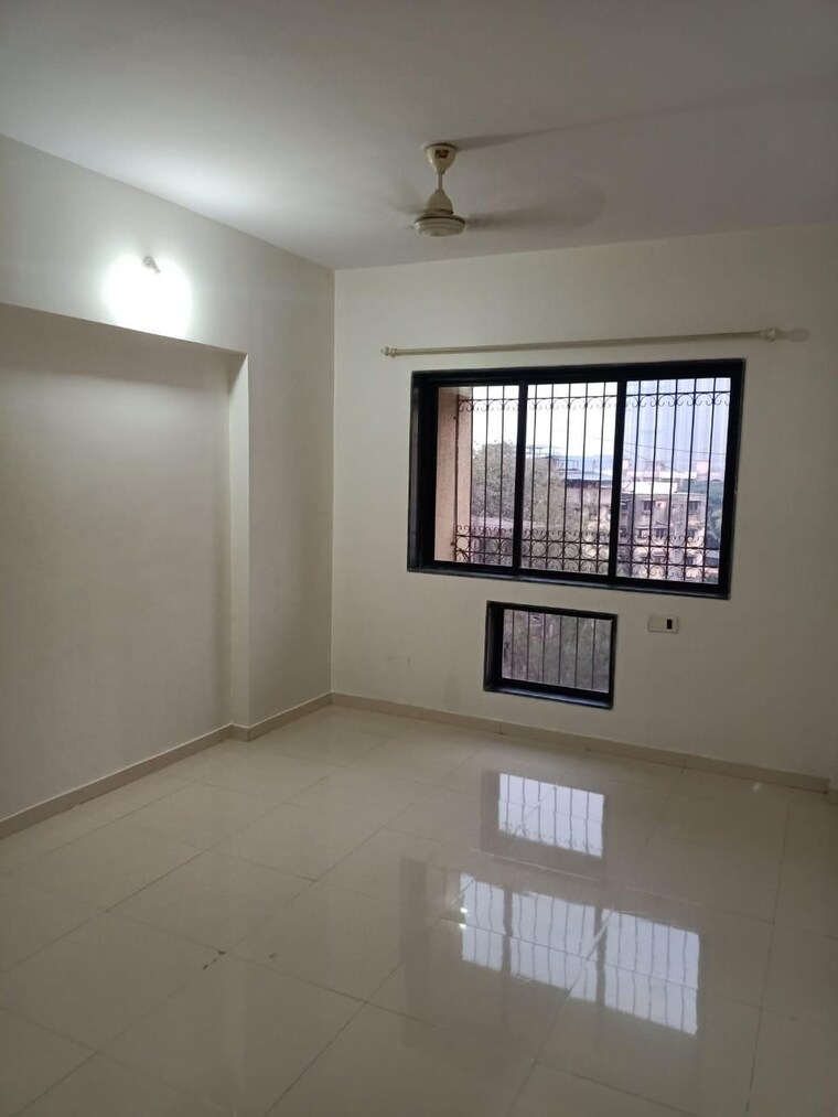 Room, kores-nakshatra 2 Bedroom 696 Sq.Ft. Apartment In Vartak Nagar Thane 9315838