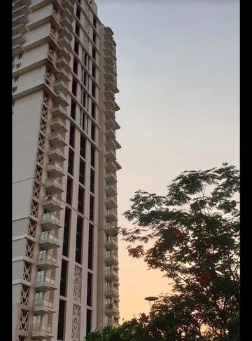 3 BHK Apartment – Exterior View View at DLF Park Place, Sector 54 - for Sale