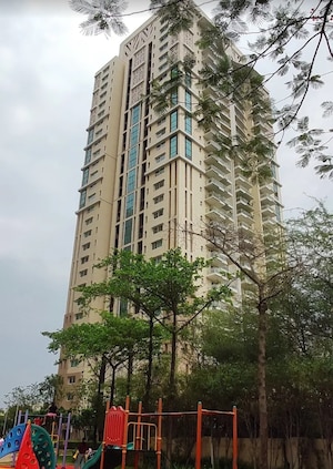 4 BHK Apartment – Exterior View View at DLF Park Place, Sector 54 - for Sale