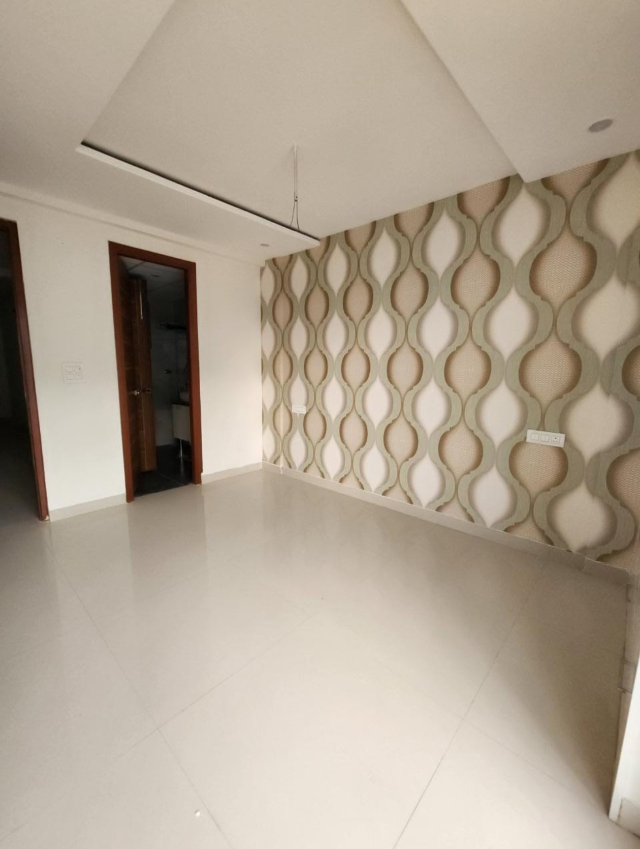 3 BHK + Pooja Room Apartment For Sale in GHB Splande