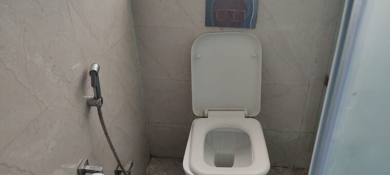 Bathroom, sector 63 Commercial Industrial Plot 3400 Sq.Ft. In Sector 63 Noida 9315950