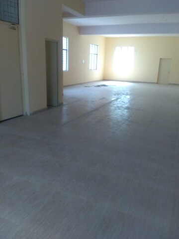 Room in  Industrial Plot at Sector 63 – for Rent