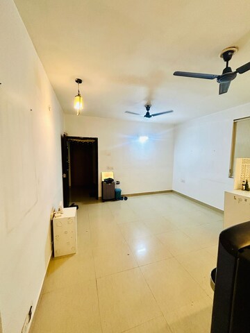 Furnished Amenities in 2.5 BHK Apartment at M3M Soulitude, Sector 89 – for Rent