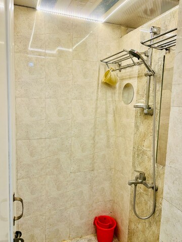 Bathroom in 2.5 BHK Apartment at M3M Soulitude, Sector 89 – for Rent