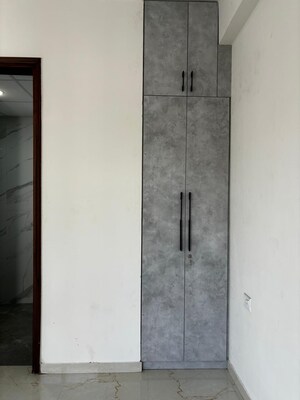 Furnished Amenities in 3 BHK Apartment at M3M Soulitude, Sector 89 – for Rent