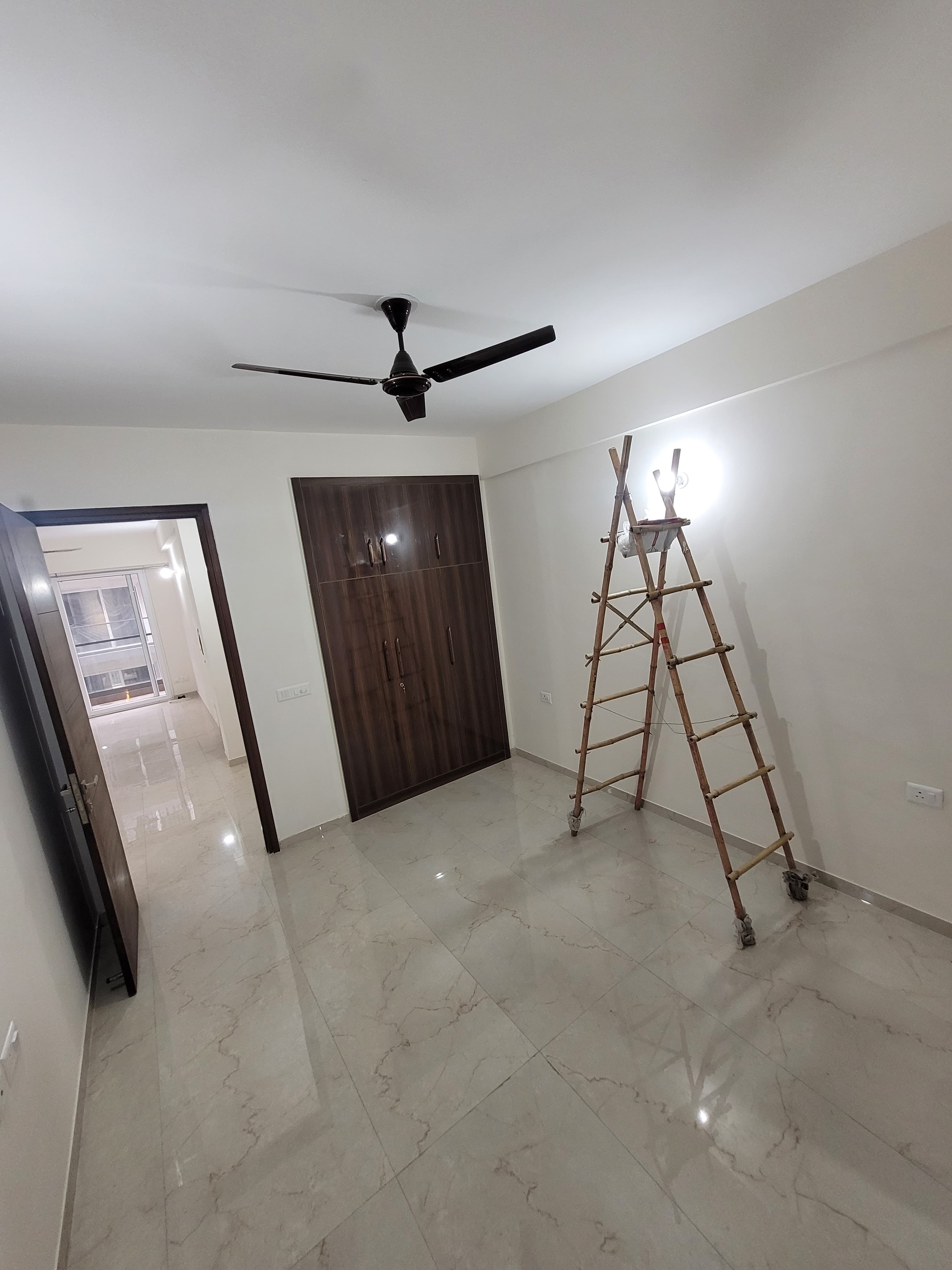 3 BHK Apartment For Sale in Smart World Gems