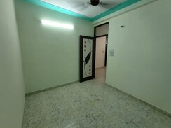 1.5 BHK + Pooja Room Builder Floor For Sale in Mayur Vihar
