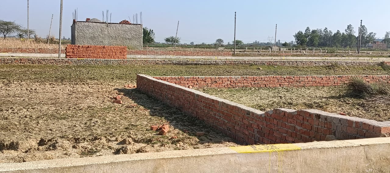 Plot For Sale in Rohania