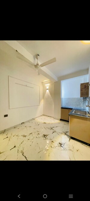 Bathroom in 1 BHK Builder Floor at Saket – for Rent