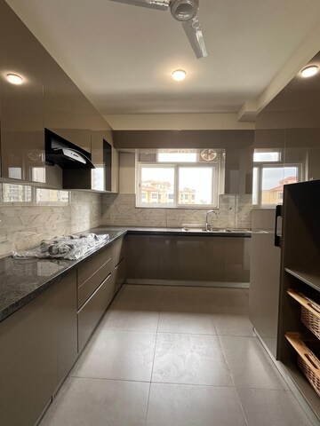 Kitchen in 4 BHK Apartment at Prestige Fairfield, Rmv 2nd Stage – for Rent