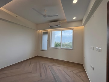 Room in 4 BHK Apartment at Prestige Fairfield, Rmv 2nd Stage – for Rent