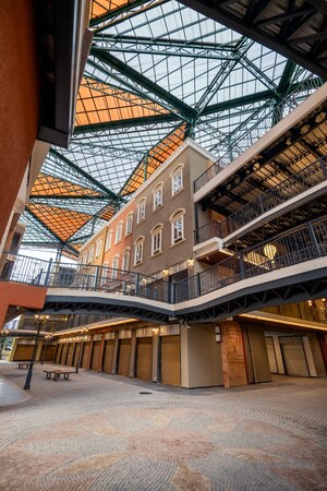  Shop – Exterior View View at Maan - for Sale