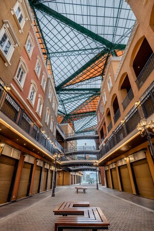  Shop – Exterior View View at Maan - for Sale