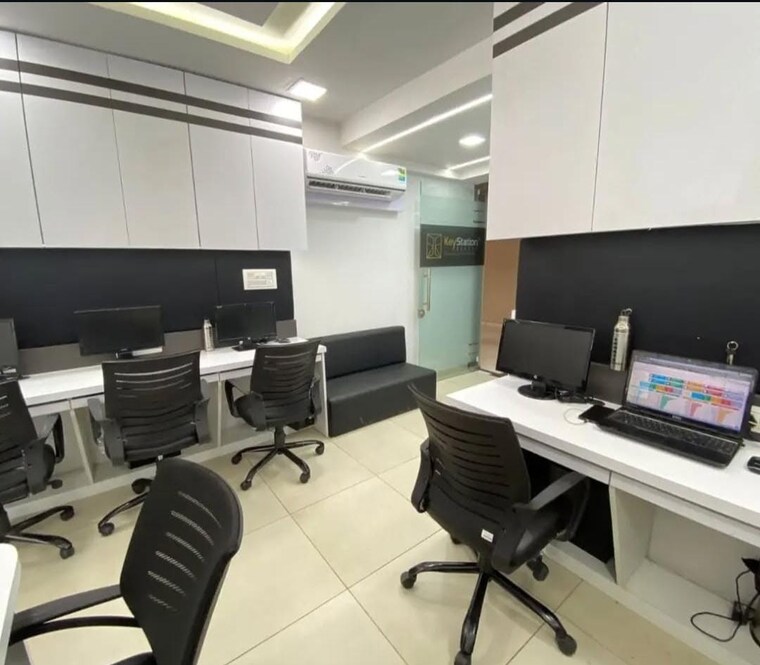 Team Area, akshar-business-park Commercial Office Space 3850 Sq.Ft. In Vashi Sector 19f Navi Mumbai 9316087