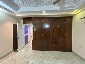 Room in 3 BHK Apartment at Kalikapur – for Sale
