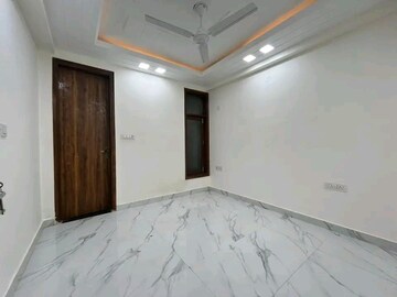 2 BHK Builder Floor For Rent in Chattarpur