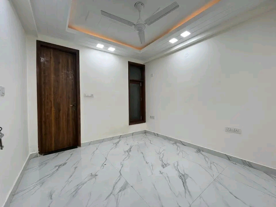 2 BHK + Servant Room Builder Floor For Rent in Chattarpur