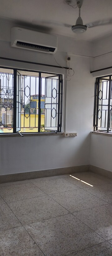Room in 2 BHK Apartment at Kalikapur – for Sale