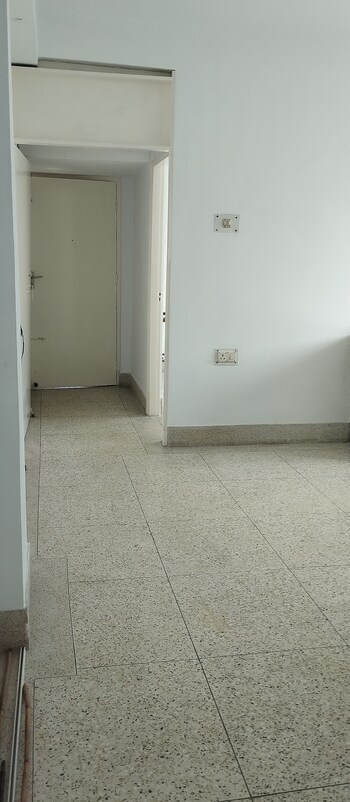 2 BHK Flat for Sale in Kalikapur, Kolkata