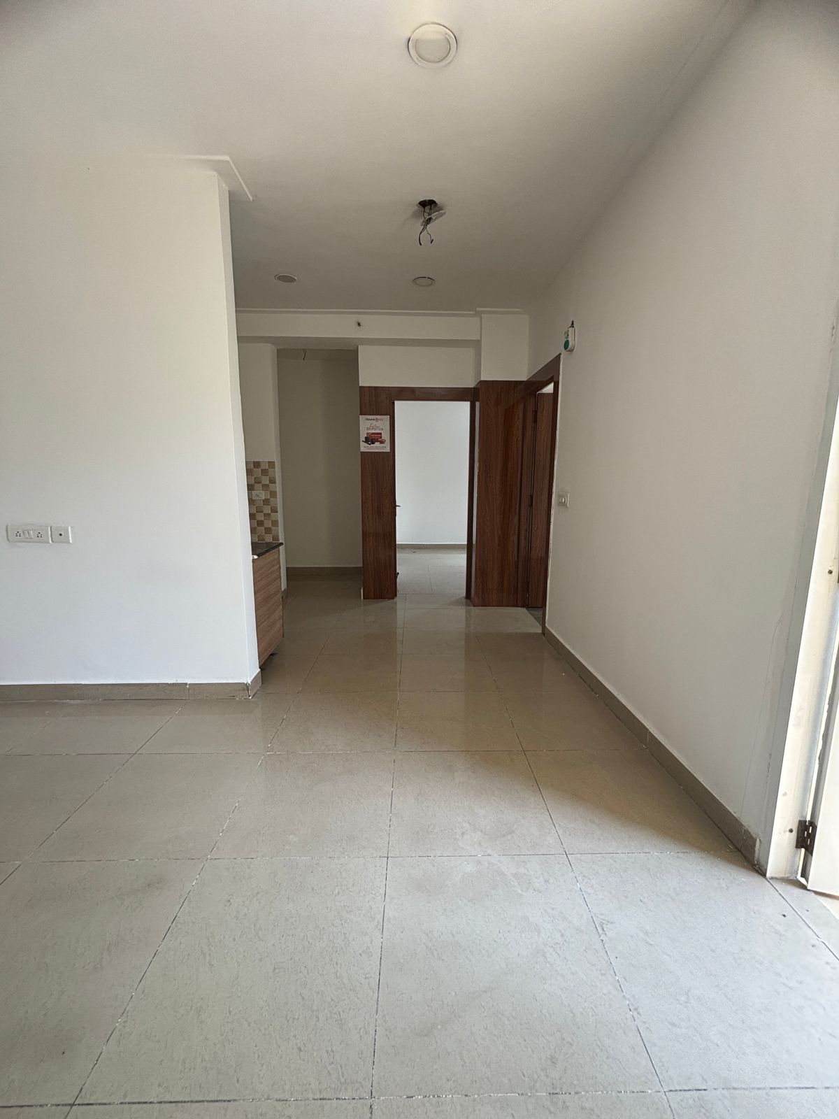 2.5 BHK + Study Room Apartment For Sale in Mahagun Mahagunpuram II
