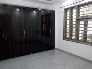Room in 2 BHK Builder Floor at Sector 47 – for Rent