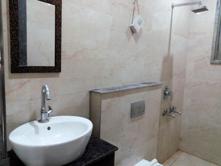 Bathroom, sector 47 2 Bedroom 1409 Sq.Ft. Builder Floor In Sector 47 Gurgaon 9316150