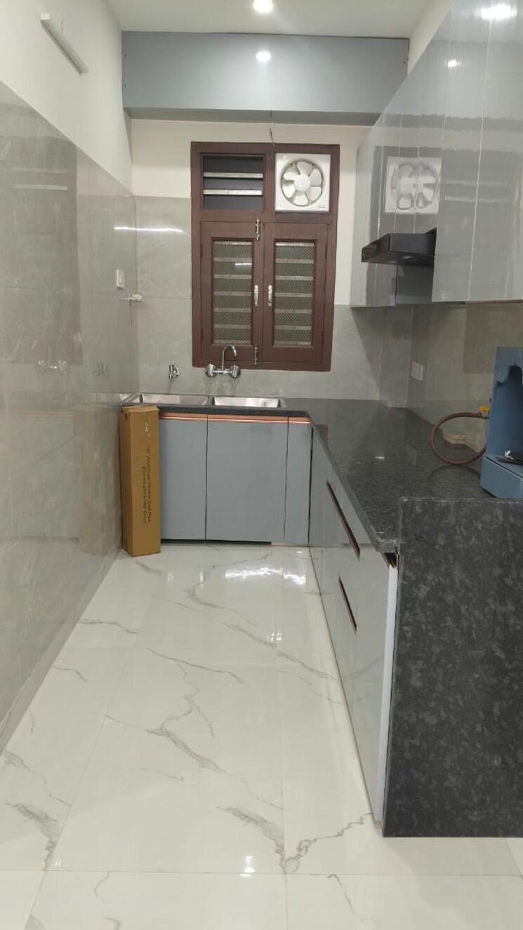 Kitchen, sector 46 2 Bedroom 1460 Sq.Ft. Builder Floor In Sector 46 Gurgaon 9316189