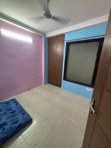 Room in 3 BHK Builder Floor at Chattarpur – for Rent