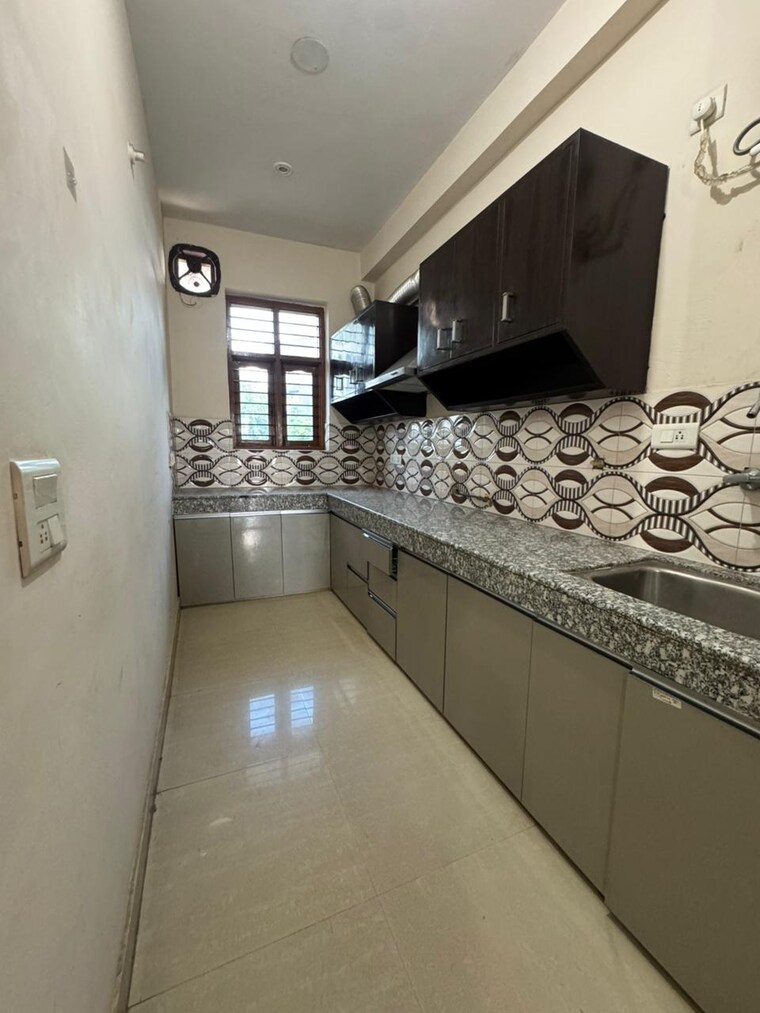Kitchen, sector 46 2 Bedroom 1439 Sq.Ft. Builder Floor In Sector 46 Gurgaon 9316212