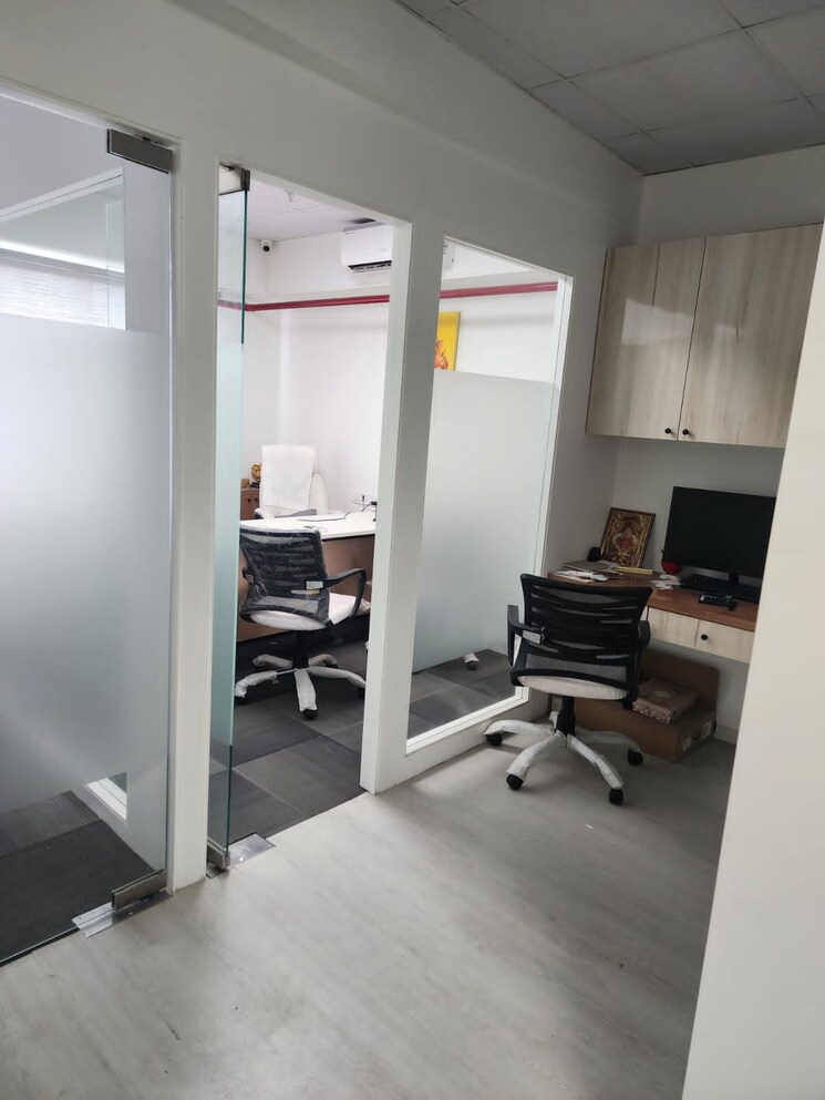 undefined, bhandup west Commercial Office Space 650 Sq.Ft. In Bhandup West Mumbai 9316209