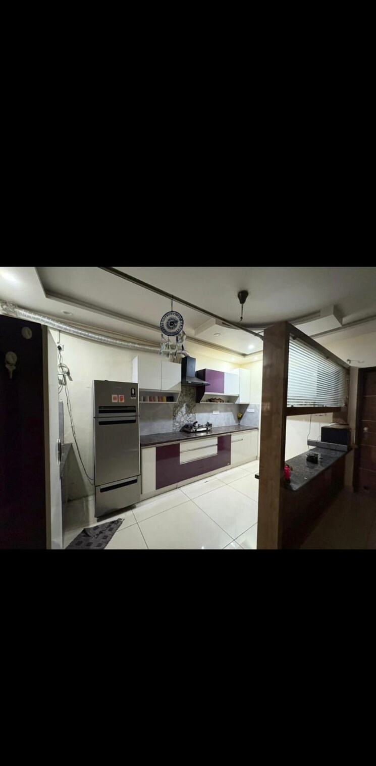 Kitchen, maya-garden-city 3 Bedroom 1800 Sq.Ft. Apartment In Lohgarh Zirakpur 9316234