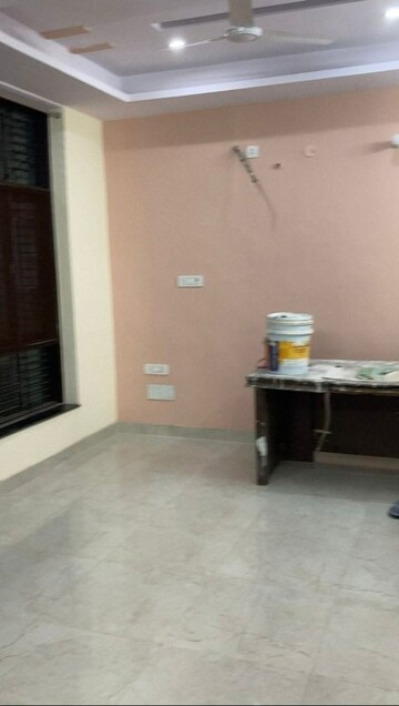 Living Room in 2 BHK Apartment at Gaur City 7th Avenue, Sector 4 Greater Noida – for Rent