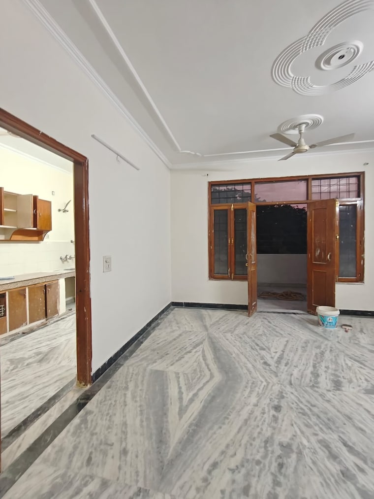 Room, sector 31 2 Bedroom 1435 Sq.Ft. Builder Floor In Sector 31 Gurgaon 9316238