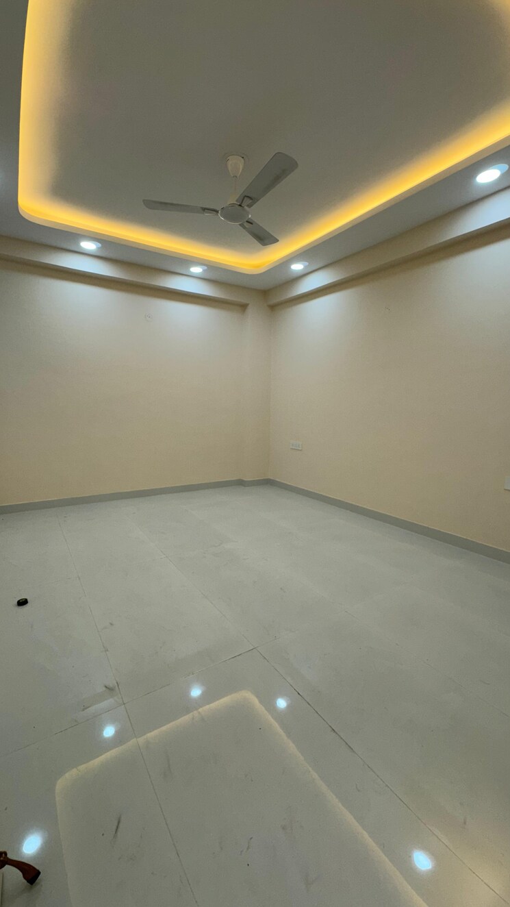 Bedroom, palm-residency-chhatarpur 3 Bedroom 1300 Sq.Ft. Builder Floor In Chattarpur Delhi 9316310