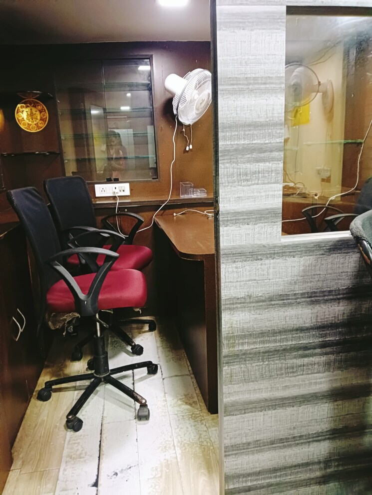 Gym, haware-fantasia Commercial Office Space 580 Sq.Ft. In Vashi Sector 28 Navi Mumbai 9316253