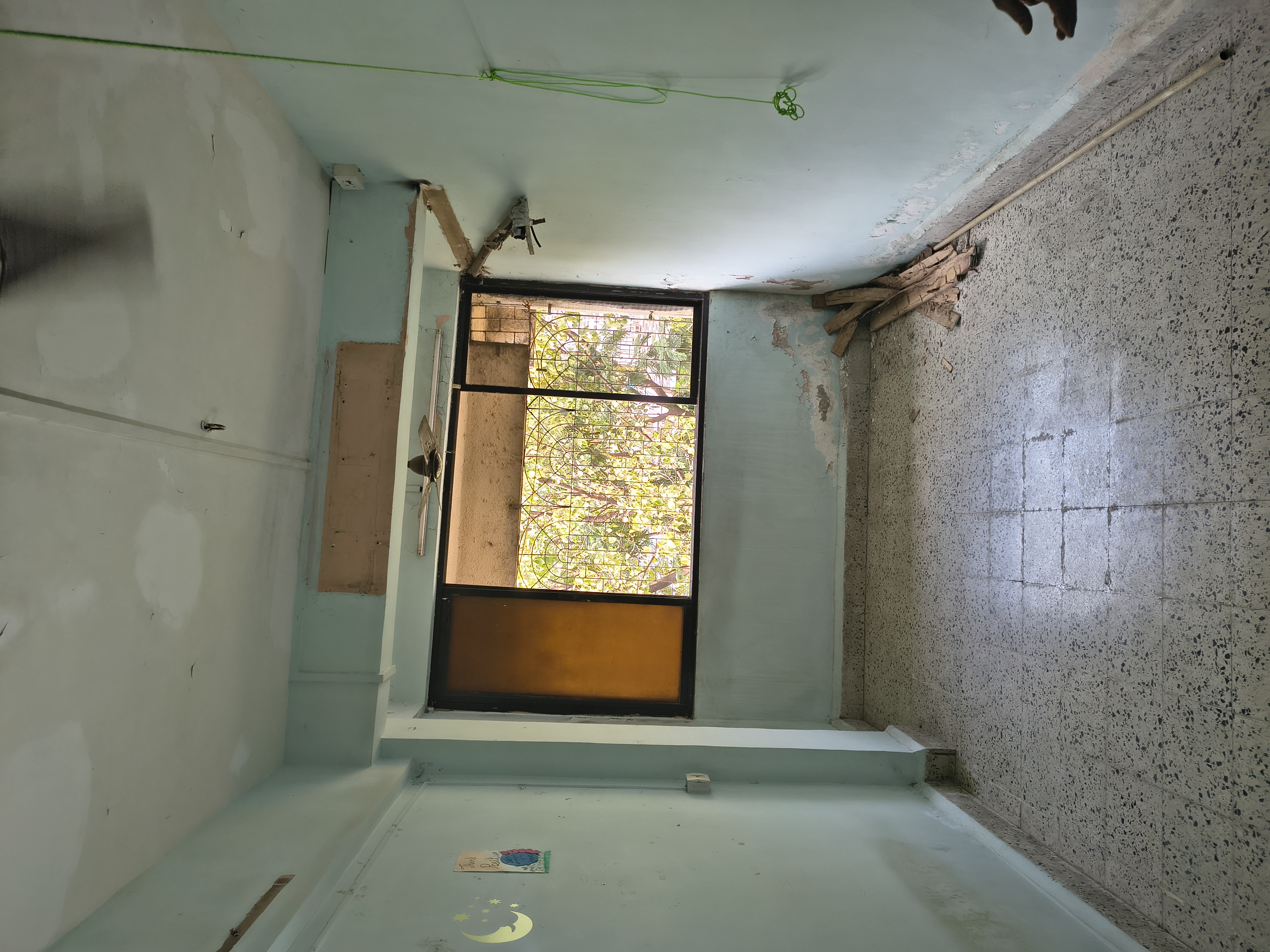 1 Rk+ Study Room Apartment For Rent in Kurla Highway Sion Tromby