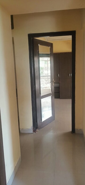 Room in 1 BHK Apartment at Dombivli East – for Rent