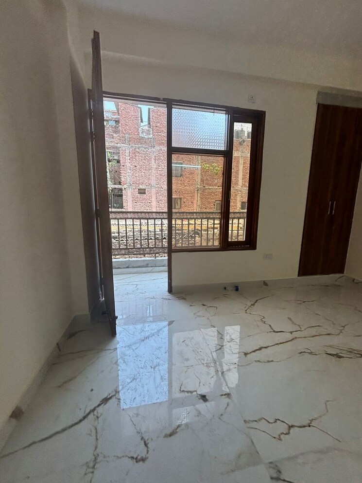 Room, saket 1 Bedroom 55 Sq.Yd. Builder Floor In Saket Delhi 9316325