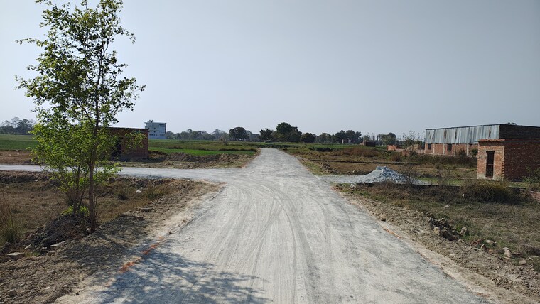 undefined, babatpur  1500 Sq.Ft. Plot In Babatpur Varanasi 9316324