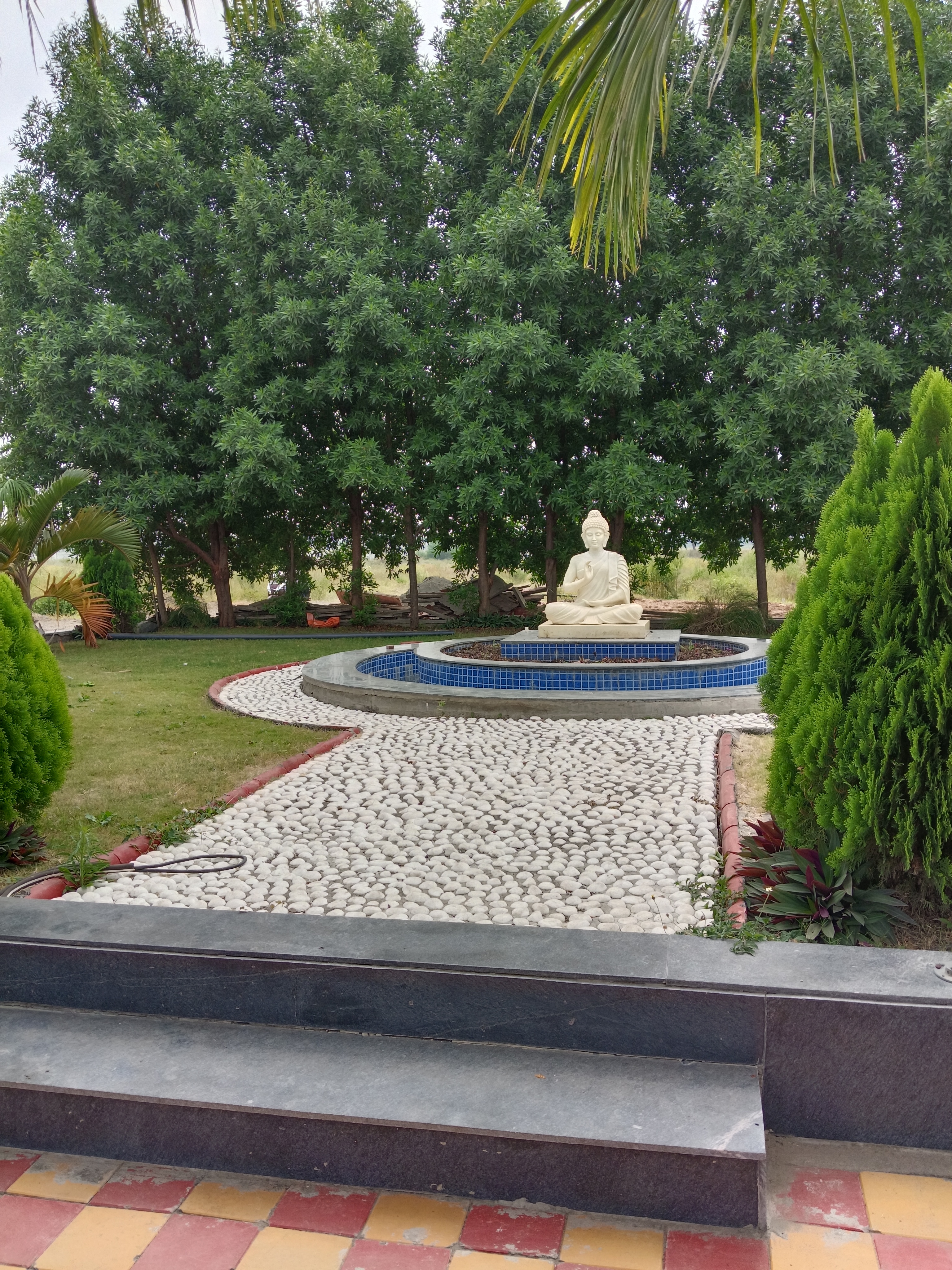 Plot For Sale in Ras Garden 1 