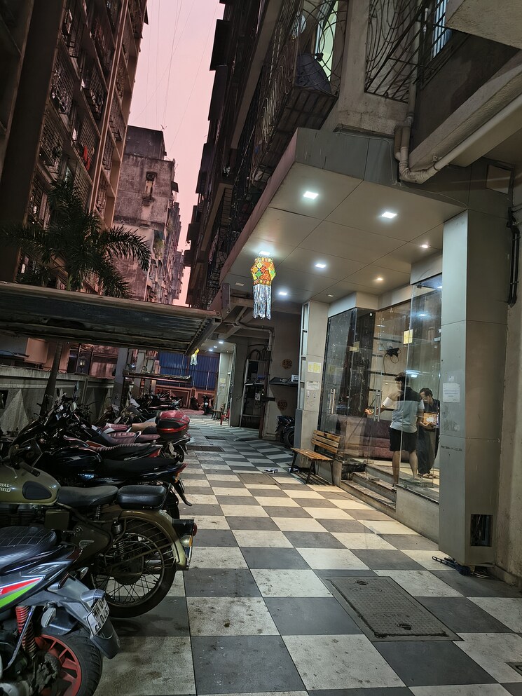 Gym, gulraj-heights 2 Bedroom 850 Sq.Ft. Apartment In Kurla East Mumbai 9316364