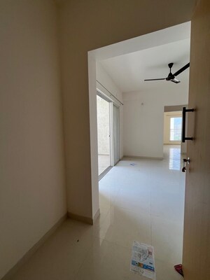 Room in 3 BHK Apartment at Godrej Nurture Pune, Mamurdi – for Rent
